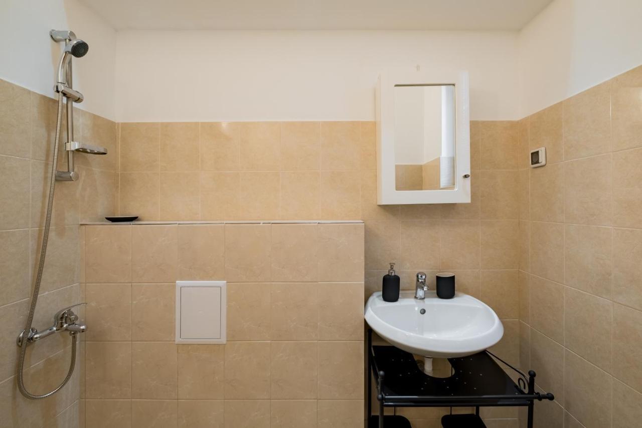 Spacious 3 Bedroom Home In Sofia'S Top Center Exteriör bild